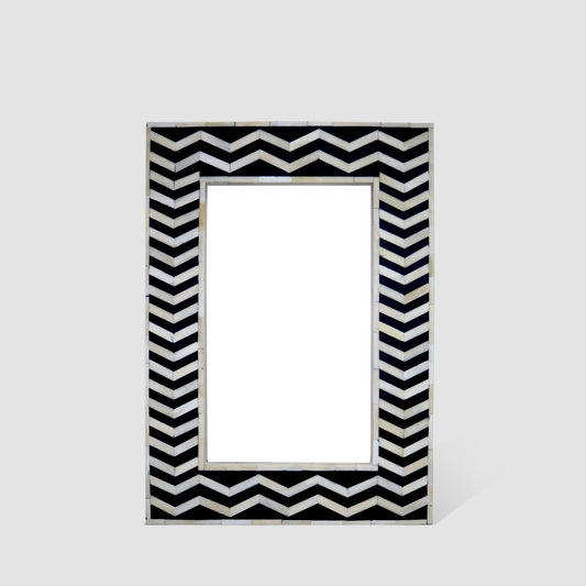A Statement Mirror Frame That Elevates Any Space.