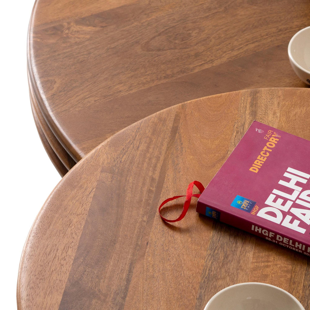 2 Set Of Round Nesting Coffee Tables