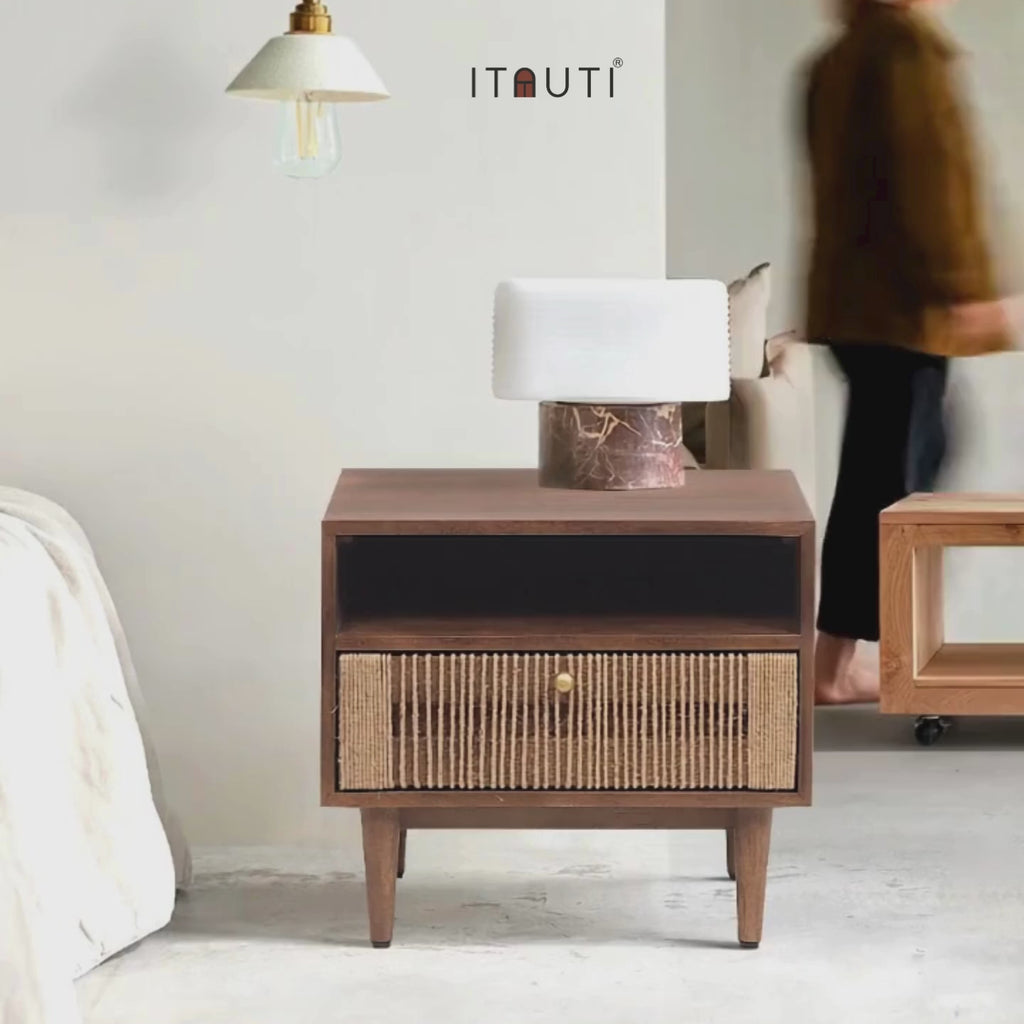 1 Drawer Mid-Century Modern Wooden Bedside Table